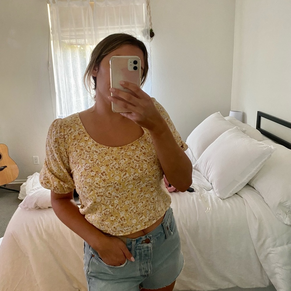 Floral tie back top